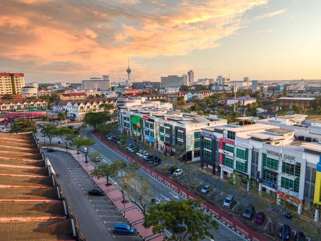 Rocana Hotel Kuantan Kültér fotó