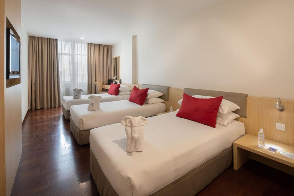 Rocana Hotel Kuantan Kültér fotó