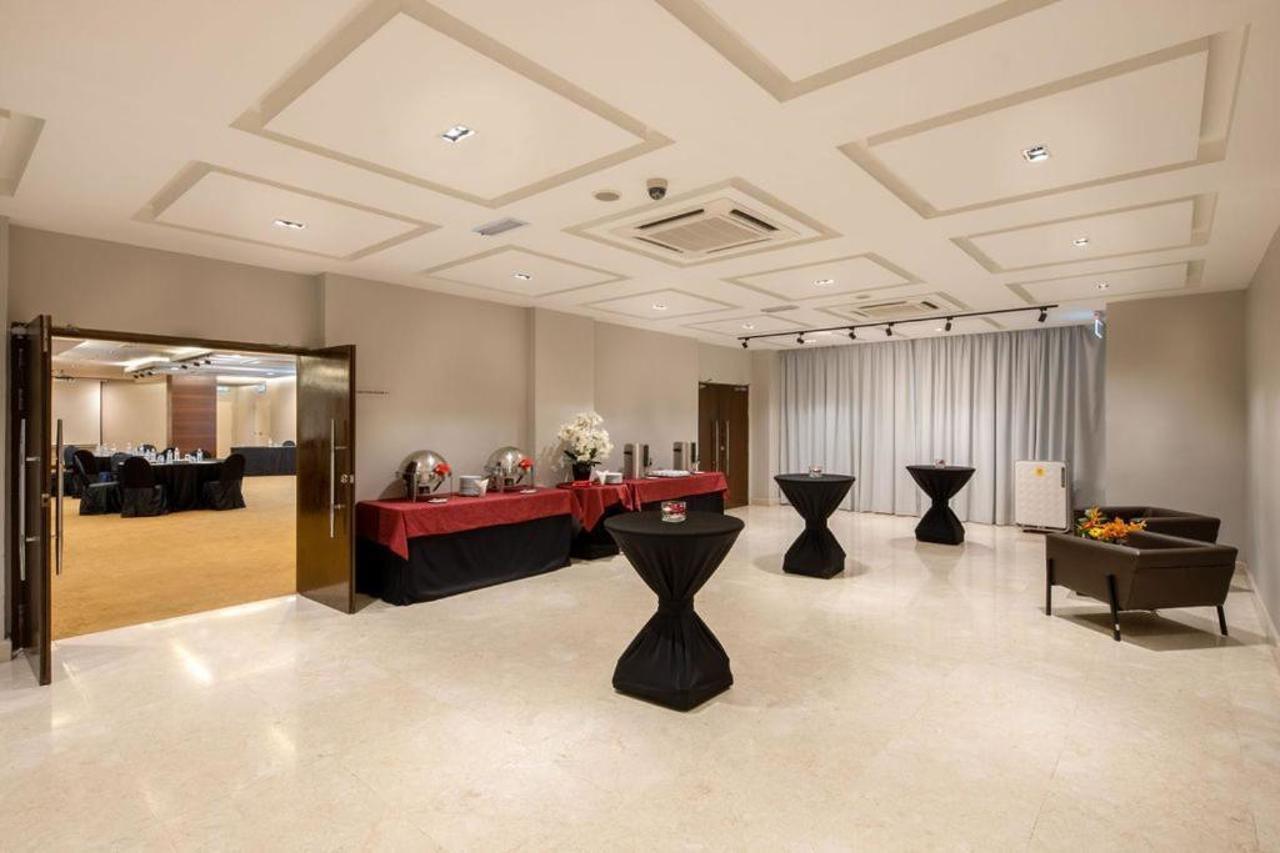 Rocana Hotel Kuantan Kültér fotó